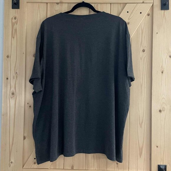 5/$20 LIKE NEW 22 Women's You Serious Clark? Christmas Tee - Picture 3 of 4